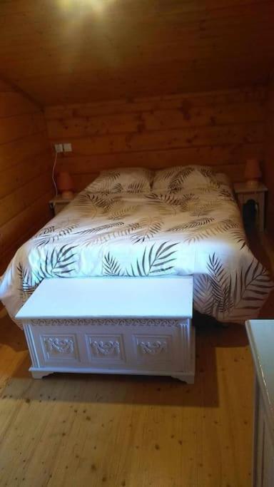 Loue Chalet Bias  Eksteriør billede